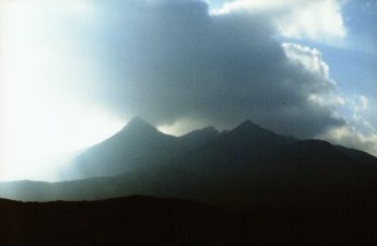 wolken boven de
Black Cuillins op Skye